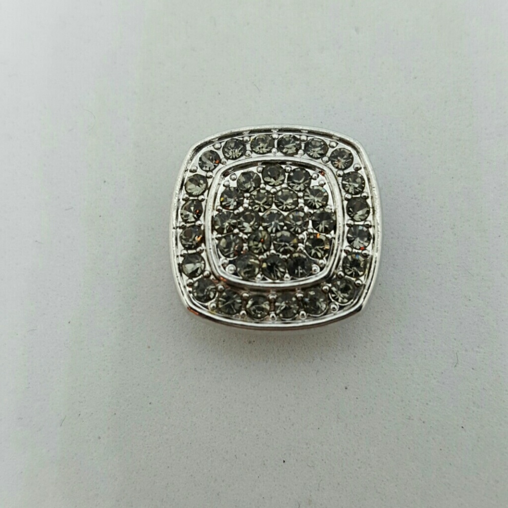 Snap charm for snap bracelet